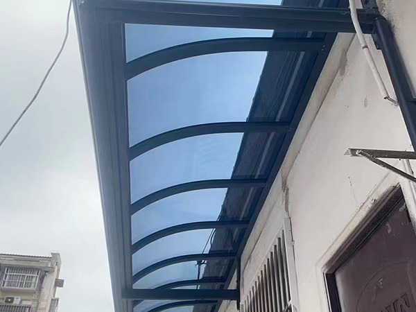 固定雨棚2